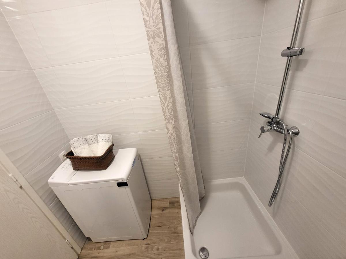 Mali Apartman U Centru มาคาร์สกา ภายนอก รูปภาพ